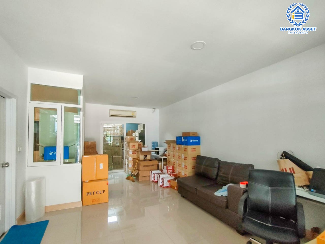 *****ทาวน์เฮ้าส์มือสองย่านนนทบุรี ม.คาซ่าซิตี้ ราชพฤกษ์-พระราม5 หลังมุม เนื้อที่ 21.5 ตร.ว. ฟังก์ชัน 4 ห้องนอน 3 ห้องน้ำ 2 ที่จอดรถ บนทำเลเยี่ยม เชื่อมต่อถนนหลายเส้นทาง ใกล้เซ็นทรัลเวสต์เกต และรถไฟฟ้าสายสีม่วง "สถานีบางพลู"